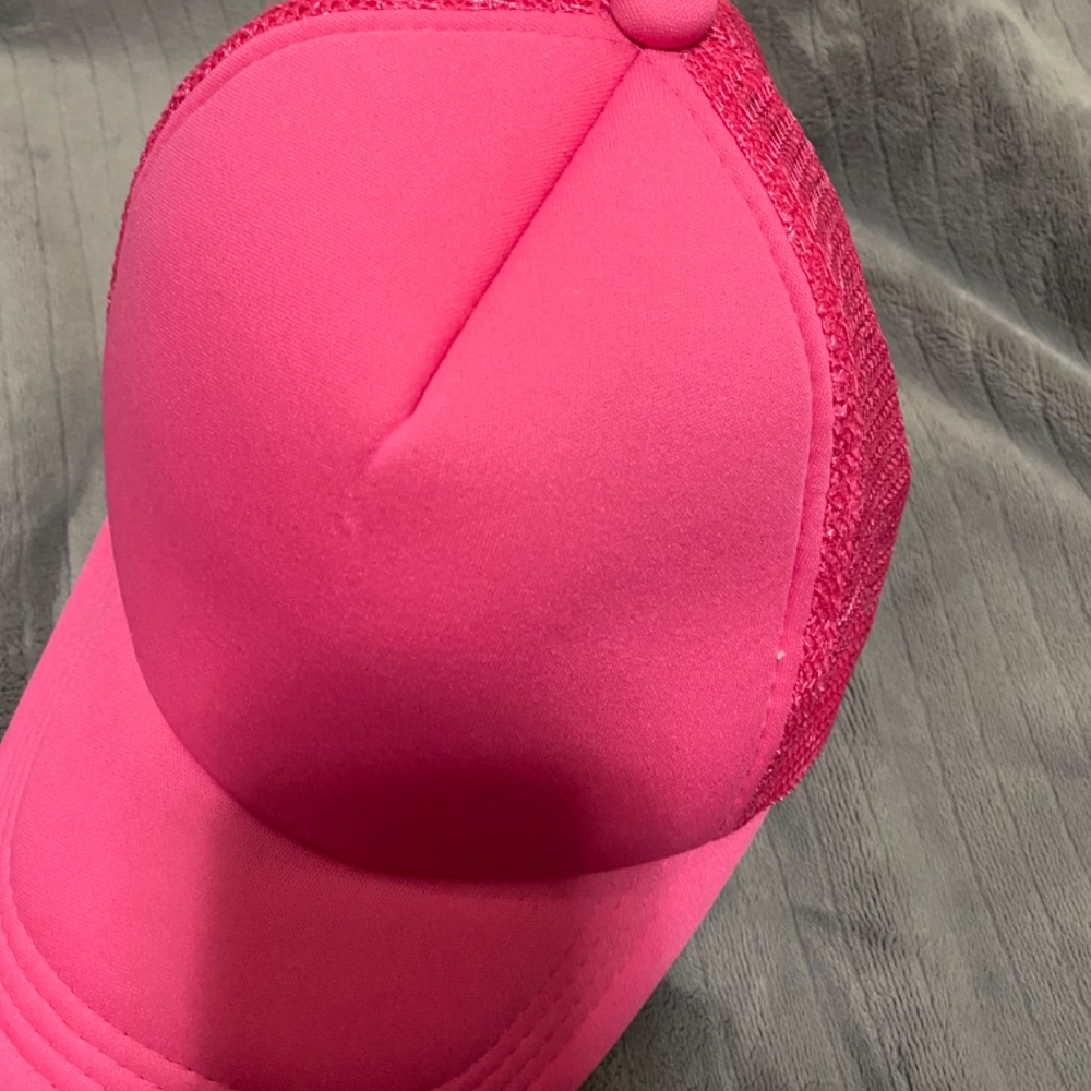 Pink baseball cap - Picture 2 of 3